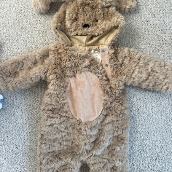Infant Dog Pottery Barn Costume 0-6 months - Picture 2 of 4